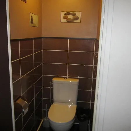 Claremont 2*