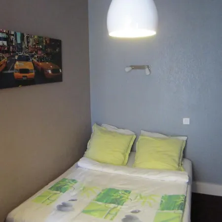 Claremont Otel 2*